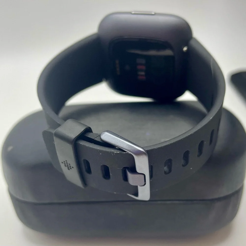 Fitbit Versa 2 Health and Fitness Smartwatch with Black Silicone Band. 8.5 inch